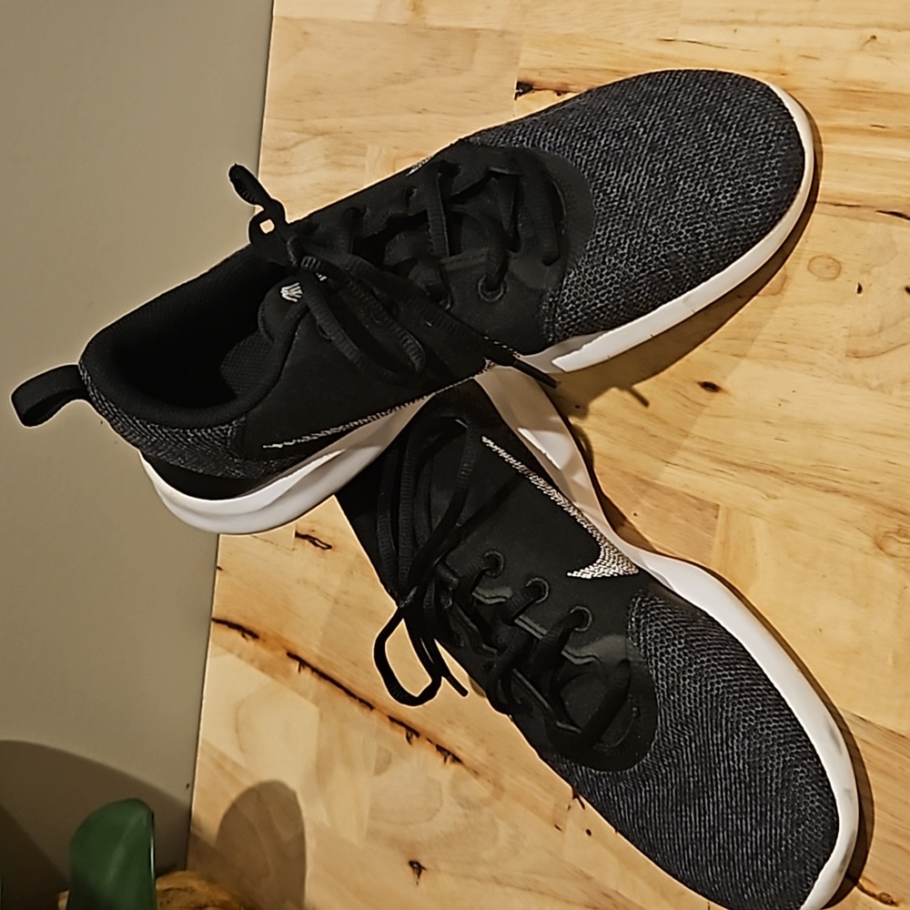 Women's Nike Flex RN size 9 - Picture 2 of 5